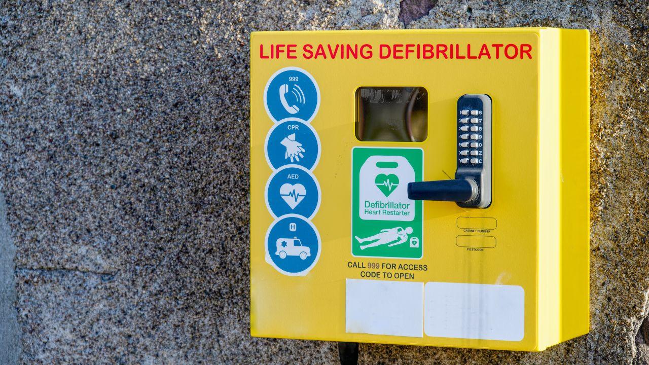 
	Un defibrillatore (foto di repertorio)

