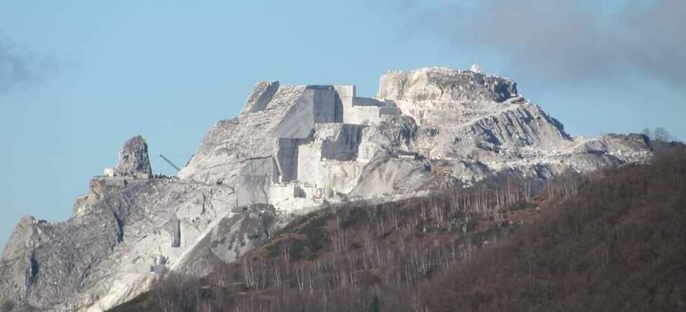 Apuane, guerra sui vincoli del parco: vacilla il campo largo per il Giani bis