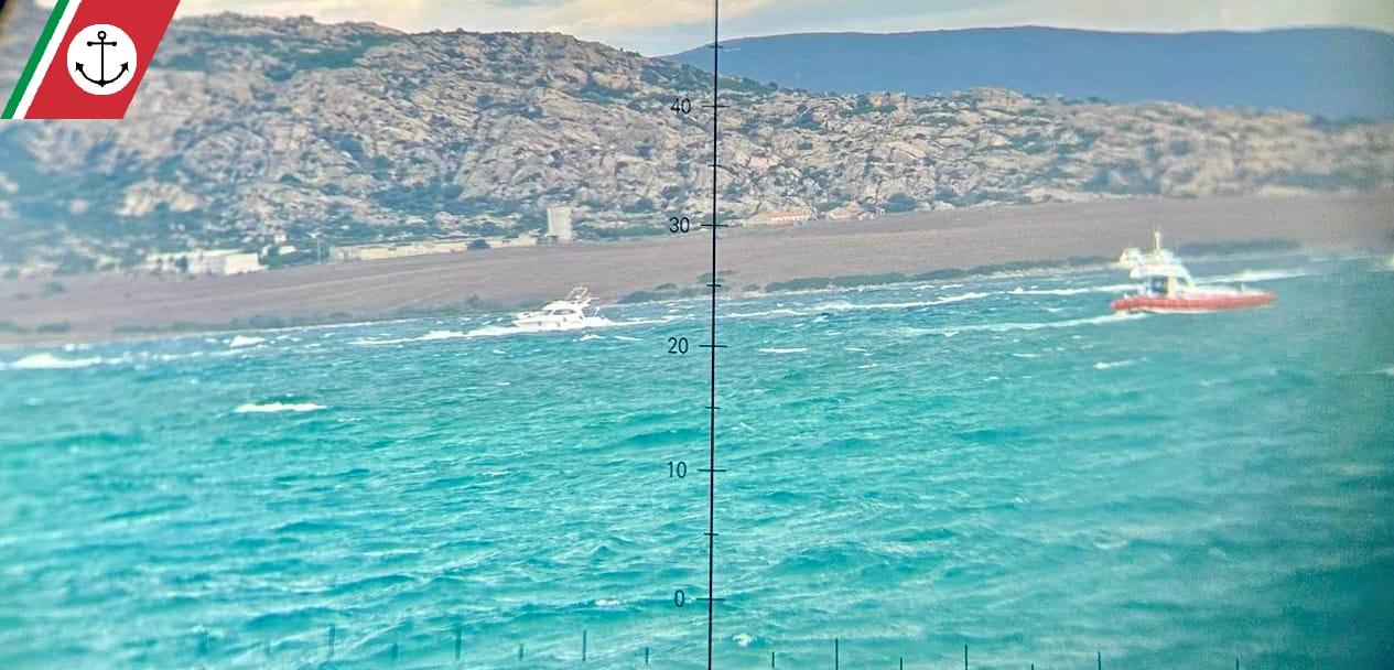 Barca si incaglia nei fondali dell’isola Piana: due giapponesi salvati dalla Guardia costiera