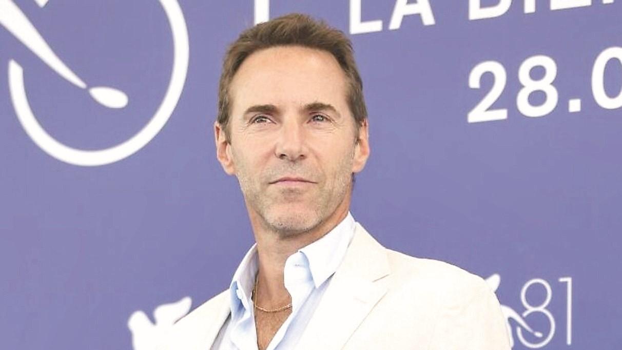Alessandro Nivola: «Da nonno Costantino ho preso l’amore per l’arte e per la Sardegna»