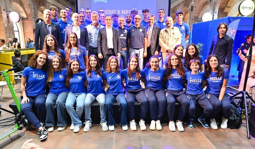 Quanto amore per la nuova PL: bagno di folla a Porta a Mare per la presentazione della prima squadra 