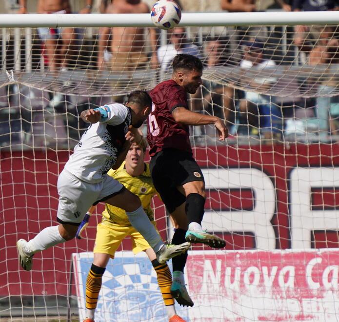 Il Livorno non vuole fermarsi, a Gavorrano test di fuoco: Dionisi pronto a entrare in corsa&nbsp;<br>
