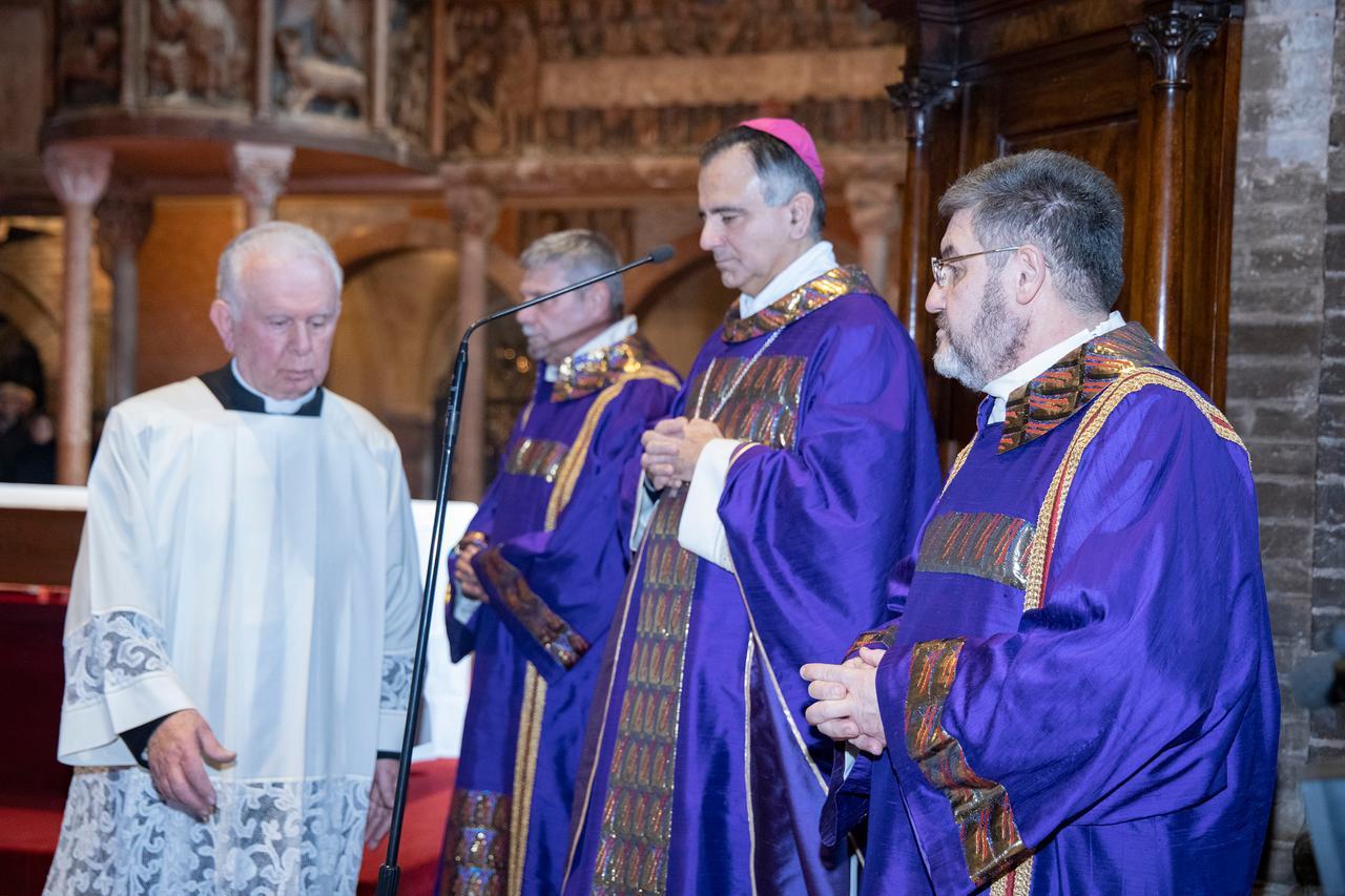 Diocesi di Modena e Carpi, il Papa chiede di completare l’accorpamento