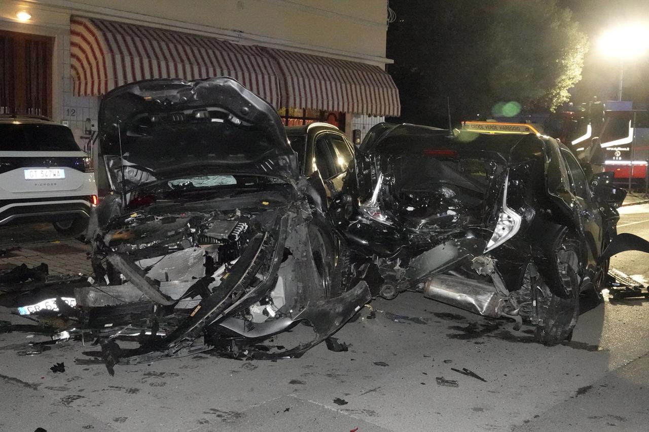 
	Lo schianto a Lido di Camaiore (foto Paglianti)

