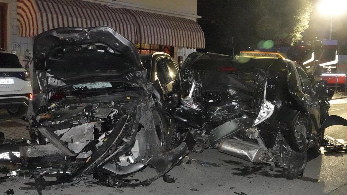 Lo schianto a Lido di Camaiore (foto Paglianti)