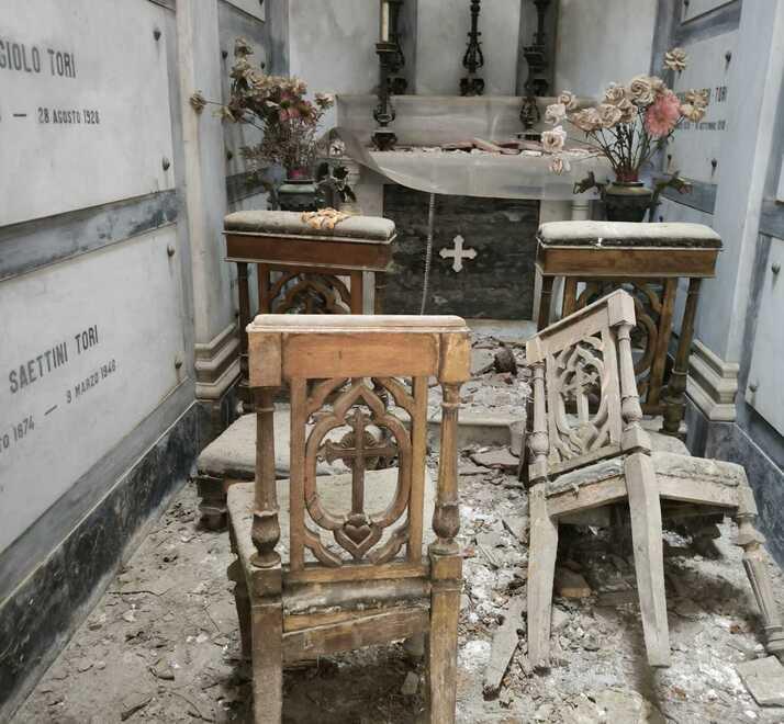 Livorno, la tomba di Pietro Mascagni tra i divieti: viaggio nei disagi del cimitero della Misericordia<br>
