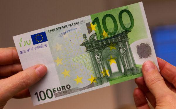 Bonus Befana, un contributo da 100 euro: ecco a chi arriva