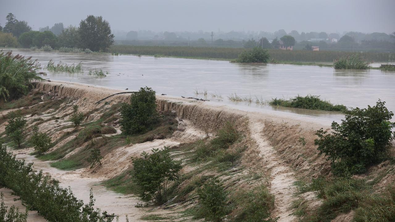I geologi: «Non bastano le casse di espansione: occorre dare spazio ai fiumi»