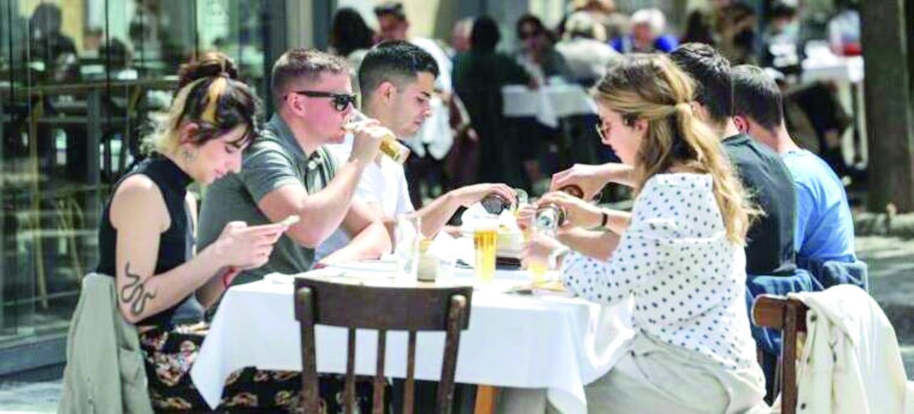Pizza, caffè e spritz più cari: la corsa dei prezzi non si ferma