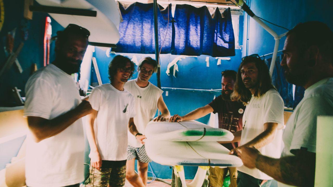Surf, Livorno come la California: un pomeriggio per costruire le tavole e poi eventi e dj-set