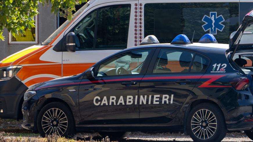Volterra, ha un infarto mentre guarda le meraviglie del centro storico: salvato da un passante