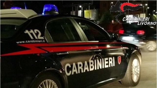 Una pattuglia dei carabinieri (foto d'archivio)