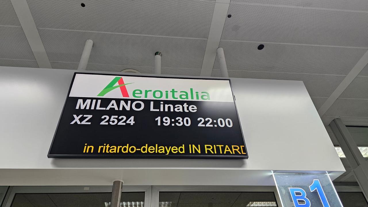Volo Aeroitalia da Alghero a Milano in ritardo di quasi tre ore