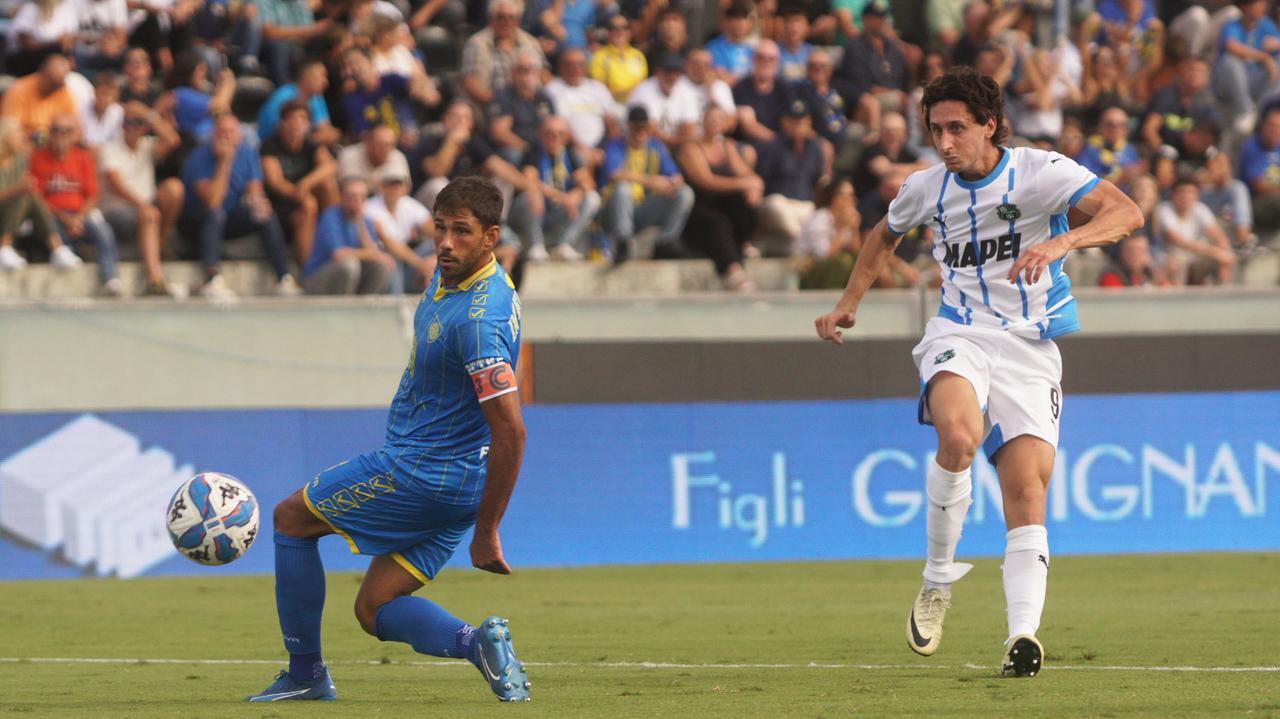 Sassuolo, a Cosenza torna Caligara e Volpato si candida