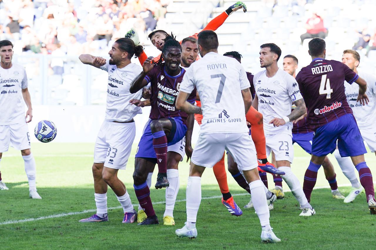 La Reggiana obbligata a vincere contro la Salernitana