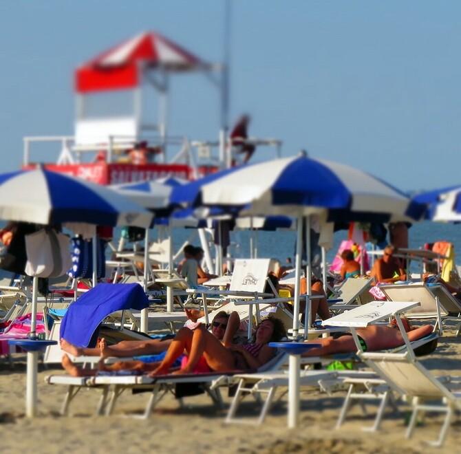 Ai Lidi le seconde case salvano il turismo. Hotel e campeggi pieni ad agosto