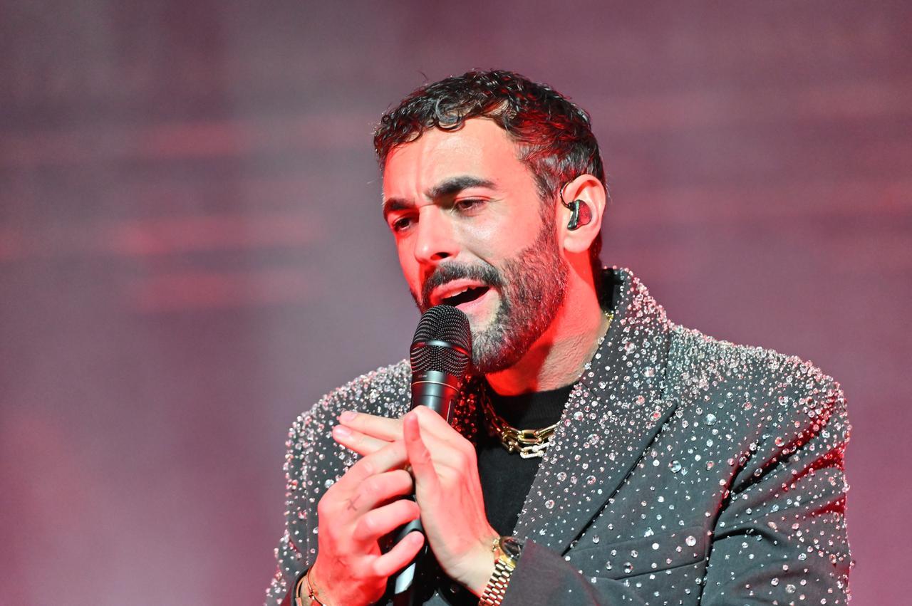 Il cantante Marco Mengoni in concerto a Cagliari