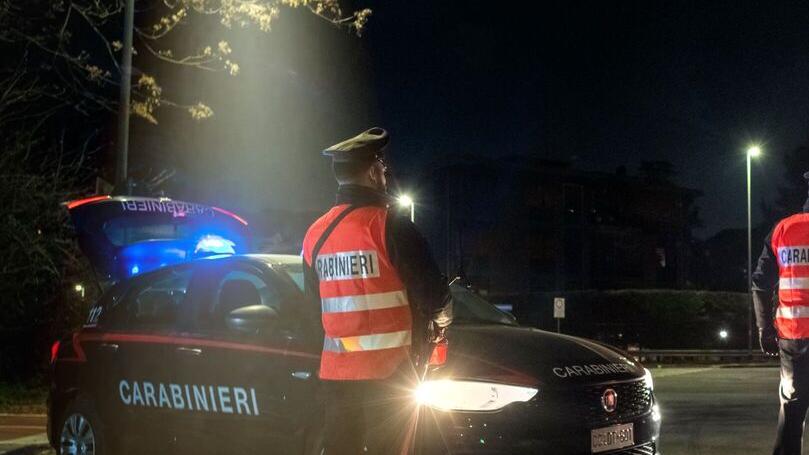 Modena, ladro fermato dai condomini durante la festa di vicinato