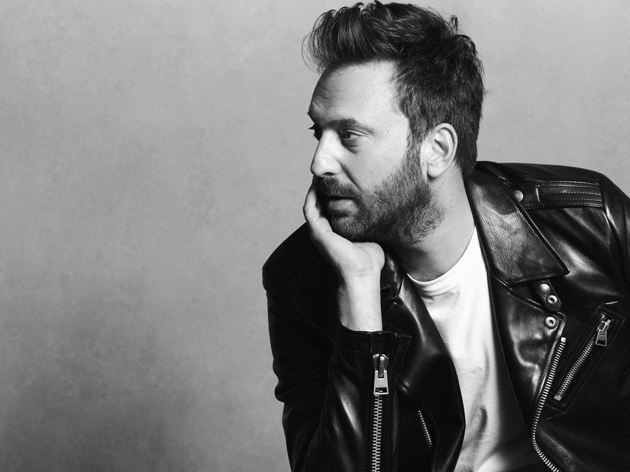 Cesare Cremonini un nuovo singolo e il tour negli stadi