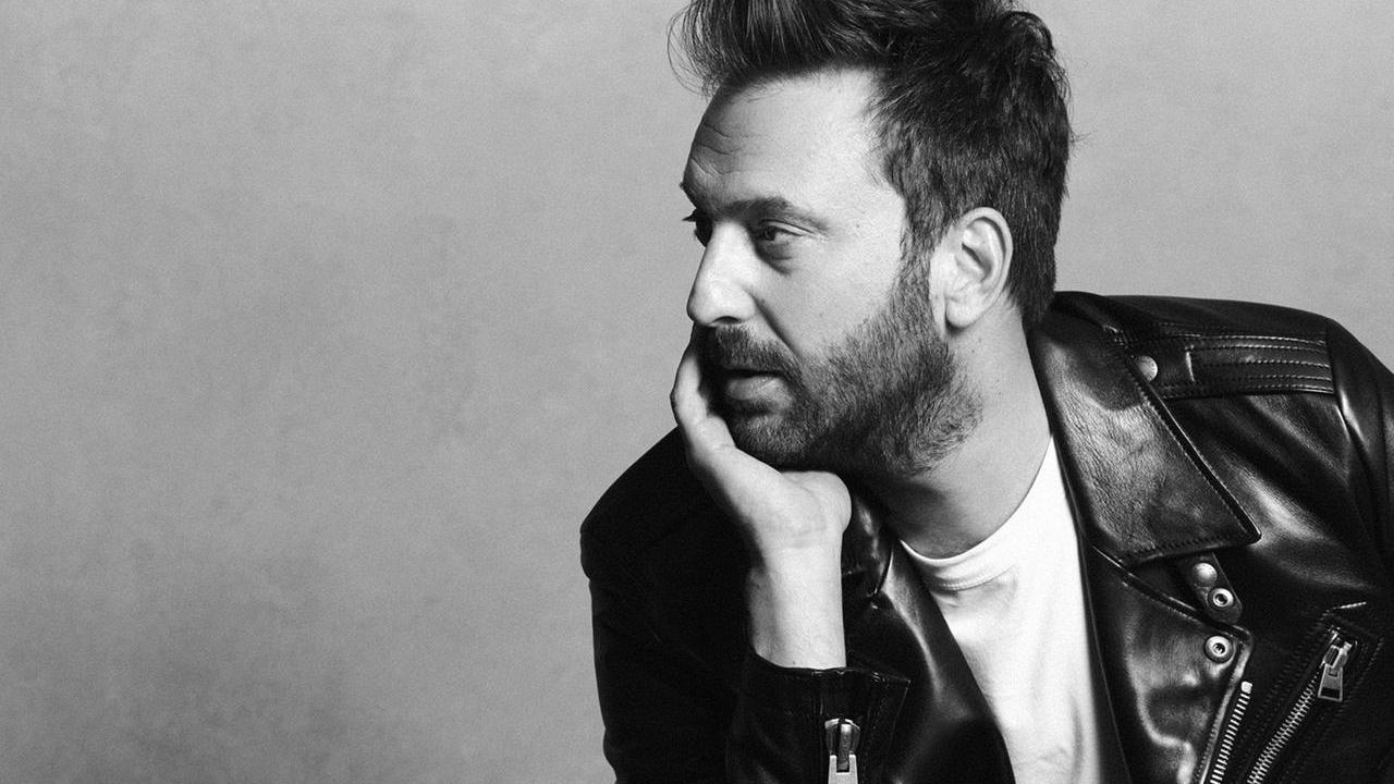 Cesare Cremonini un nuovo singolo e il tour negli stadi