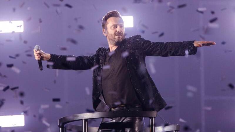 Cesare Cremonini lancia il nuovo singolo e annuncia il tour 2025 negli stadi
