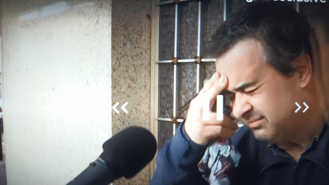 Lorenzo Carbone durante la confessione in diretta tv a "Pomeriggio Cinque" condotto da Myrta Merlino