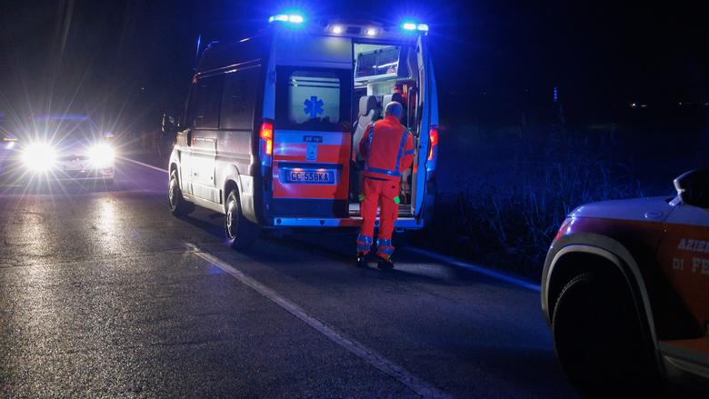 Mizzana, scende dall’auto ancora in corsa: ferita una ragazza