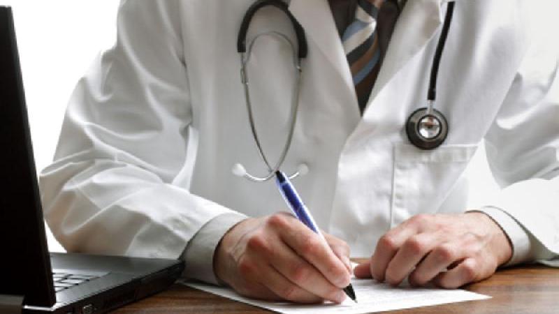 I pazienti e il medico di base: a Ferrara va forte il dottor WhatsApp