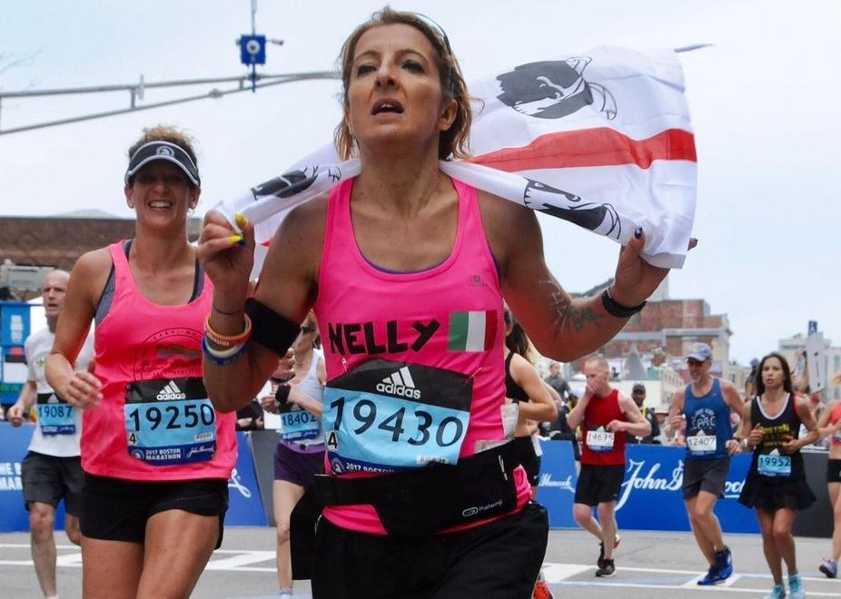 Antonella Porcu: insegnante-maratoneta porta la Sardegna a Sidney