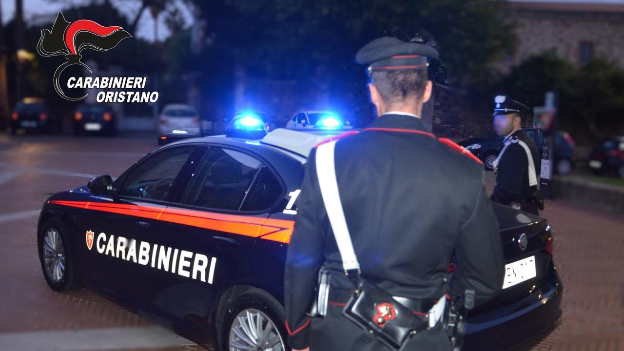 Truffa dell’incidente: ingannano un’anziana ma vengono arrestati Mogoro Campani fermati al porto col bottino