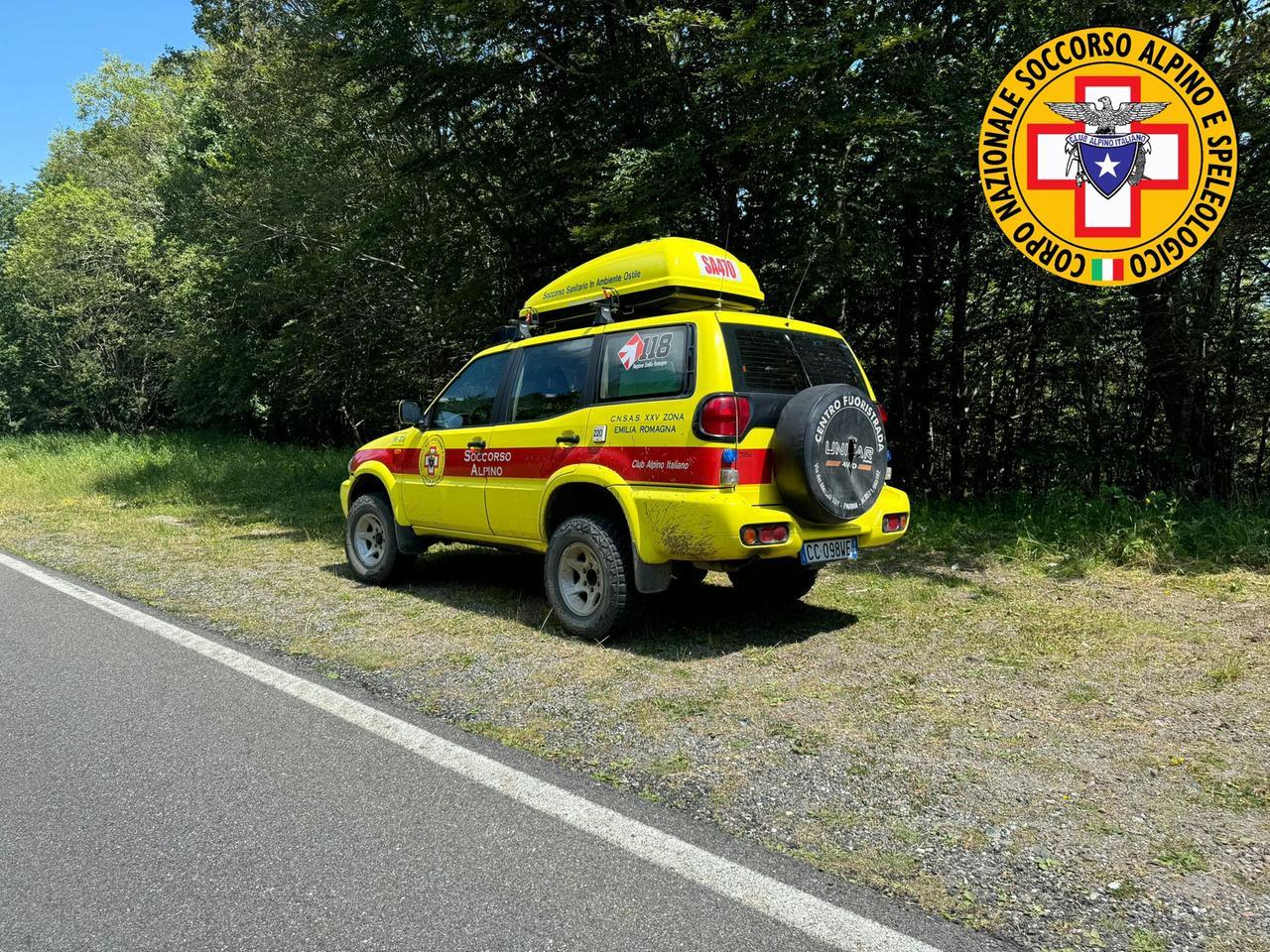 Durante una passeggiata scivola nel dirupo: ferita 70enne