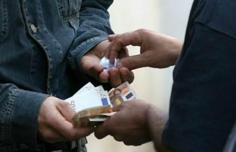 Olbia, droga nei contatori e rider per la consegna a domicilio: ecco lo spaccio in città