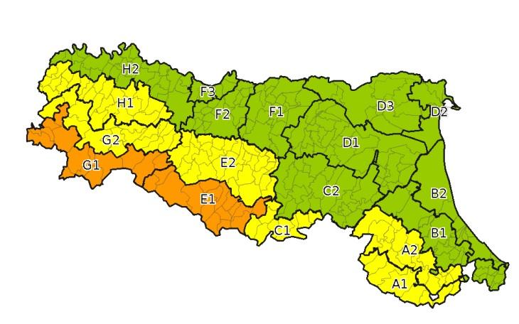 Meteo a Modena, allerta arancione in Appennino per forte vento