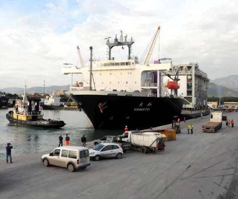 Porto di Carrara, c’è il commissario