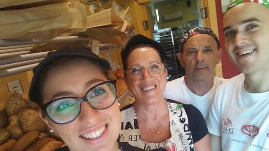 Carrara, gran festa il fornaio di Supplinio Della Pina