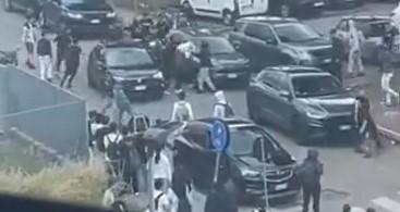Prato, maxi-rissa tra studenti all’uscita da scuola: un ferito
