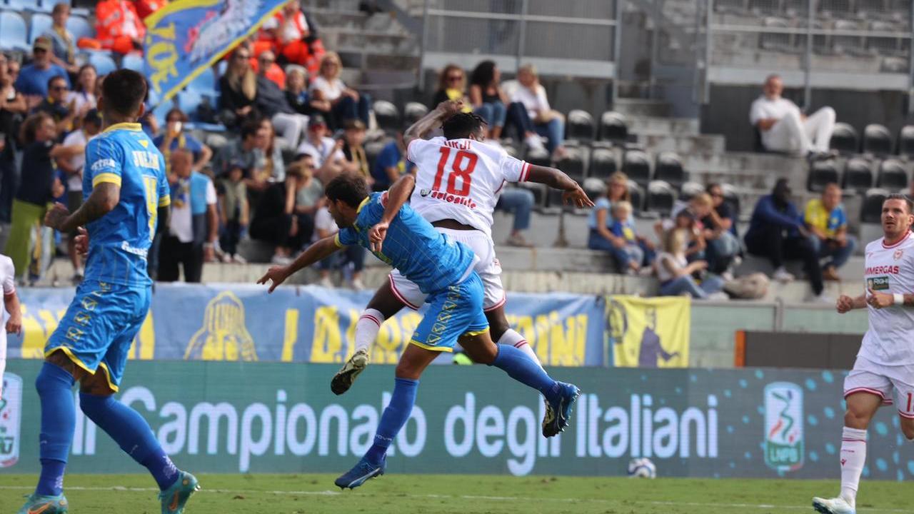 Carrarese, con la Reggiana è un “brodino”: finisce 0-0
