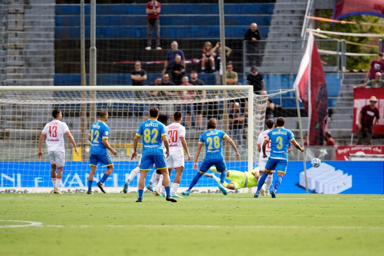 Per una Reggiana senza mordente pari 0-0 a Pisa con la Carrarese