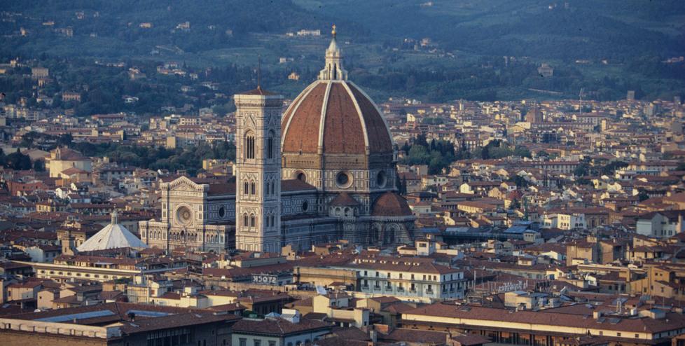 Una veduta di Firenze (foto d'archivio)