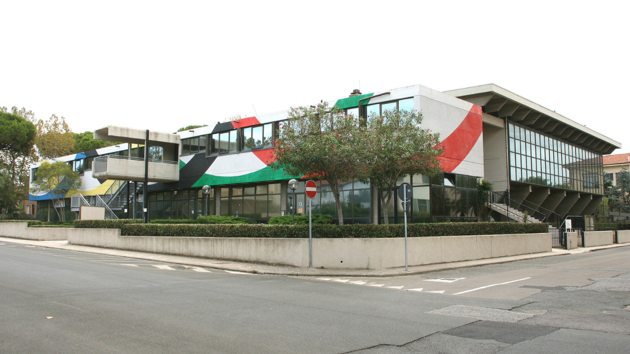 ll palazzetto dello sport Gianni Balestri di Rosignano Solvay