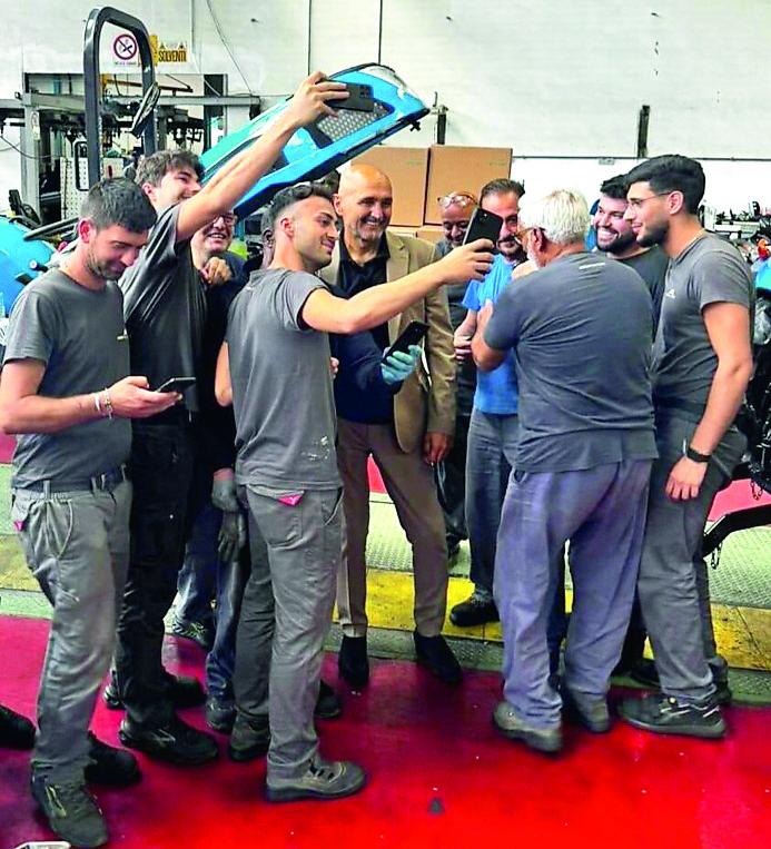 Luciano Spalletti alla Argo Tractors: «Orgogliosi di averlo accolto in ditta»