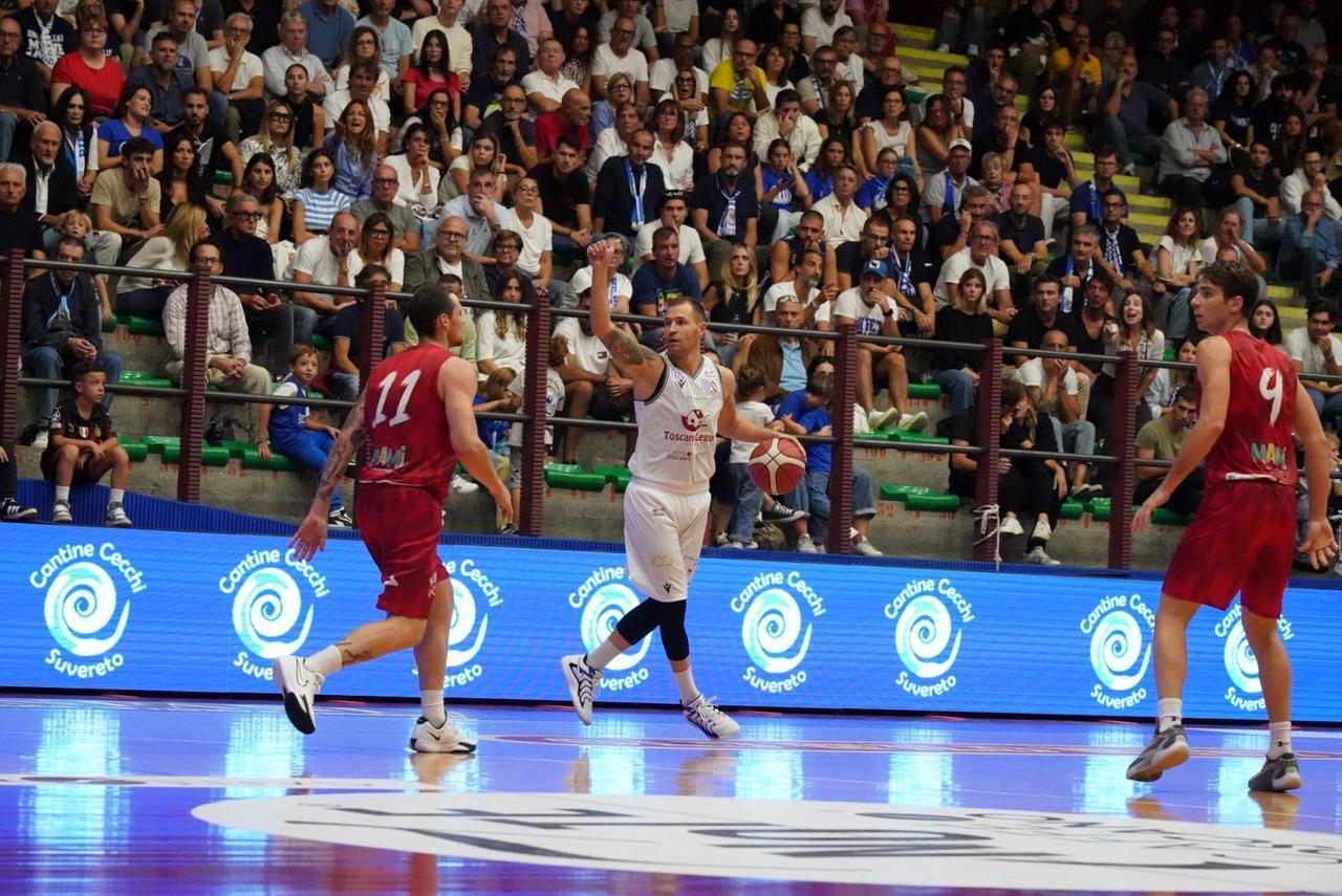 Livorno, la Pielle soffre ma la porta a casa