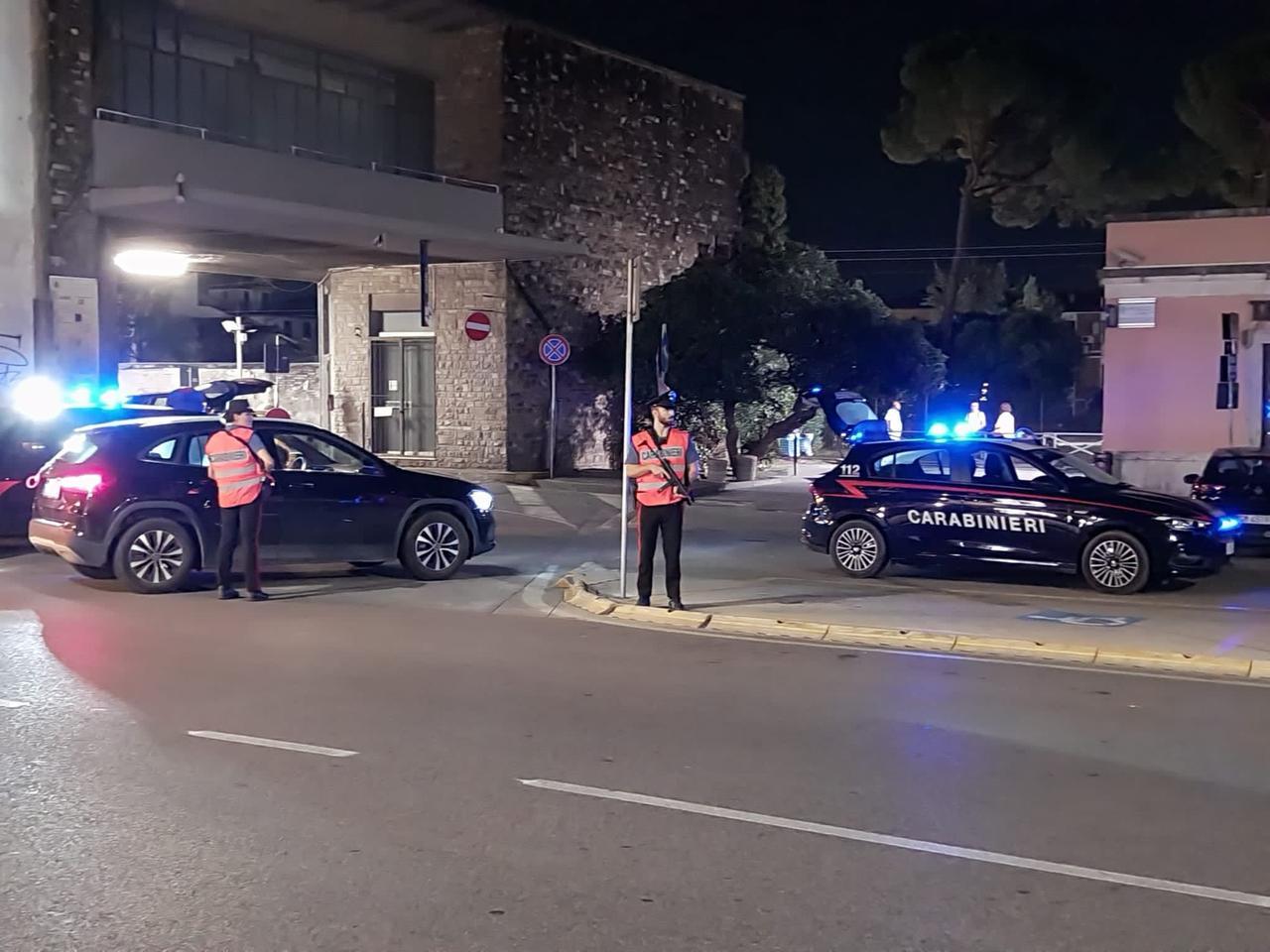 Montecatini, aggredito con calci e schiaffi per pochi euro: «Erano giovanissimi, si muovono in branco»