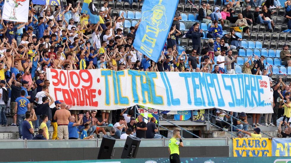 Carrarese Tifosi e società sperano di tornare ai Marmi con il Mantova