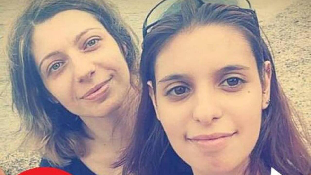 Giusi Massetti assieme alla figlia Martina uccise dal marito e padre Roberto Gleboni a Nuoro