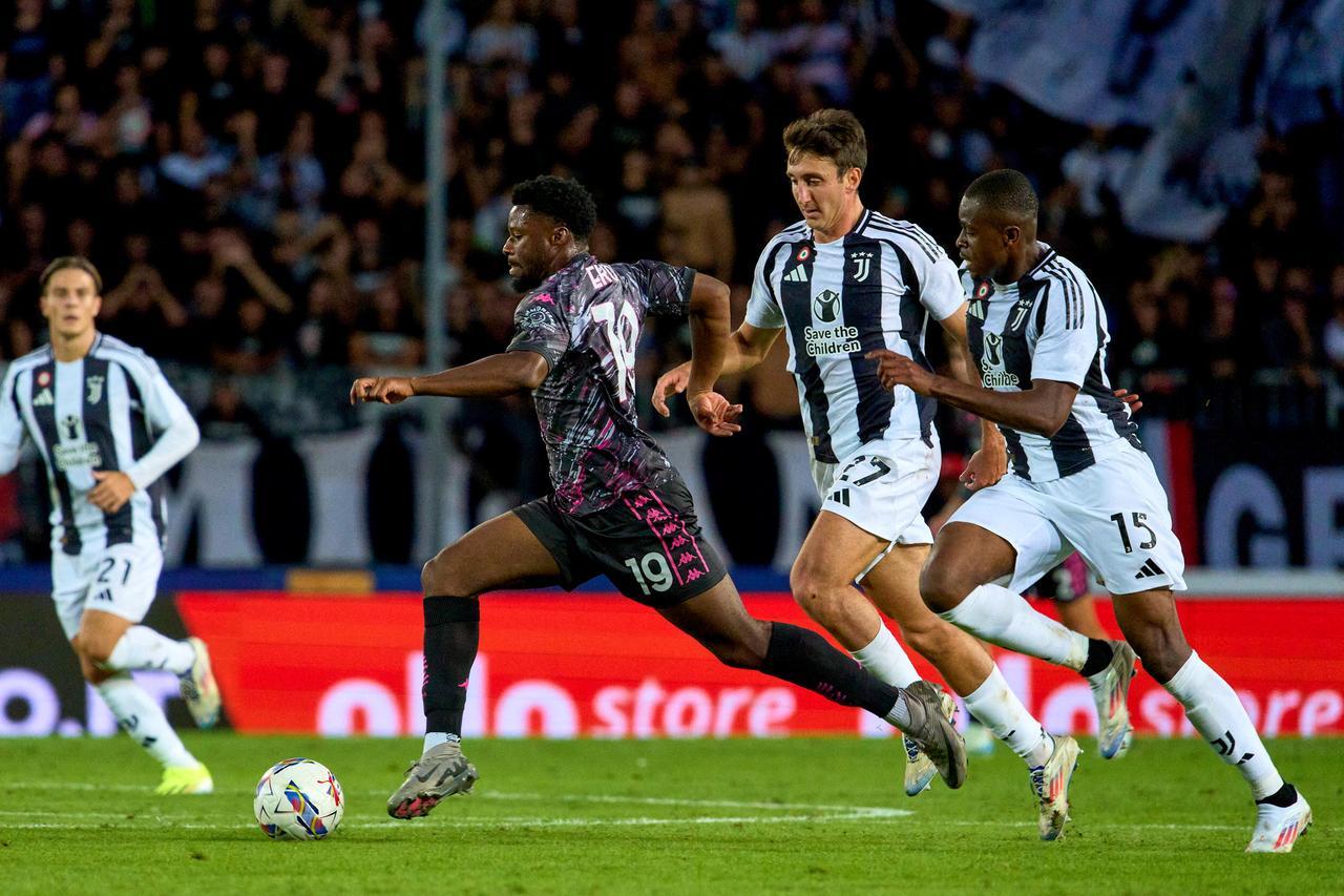 
	Un match tra le due squadre di Serie A (foto Juri Autovino)

