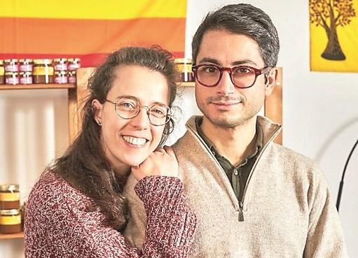 
	Francesca Bina ed Emanuele Pinna

