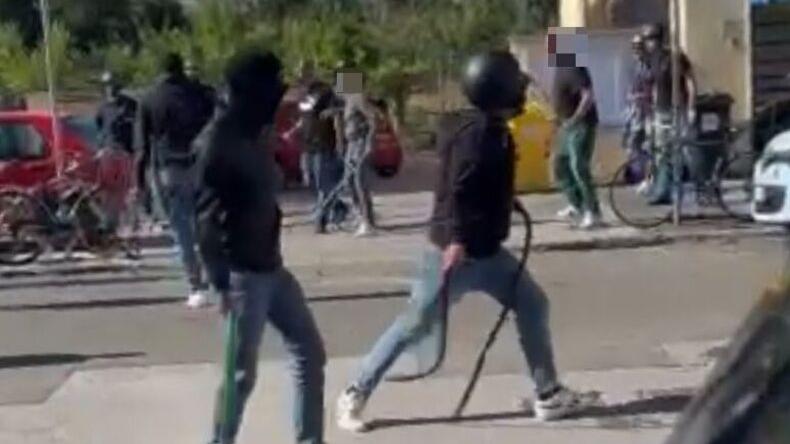 Scontri tra tifosi del Livorno, ecco cosa rischia chi era presente