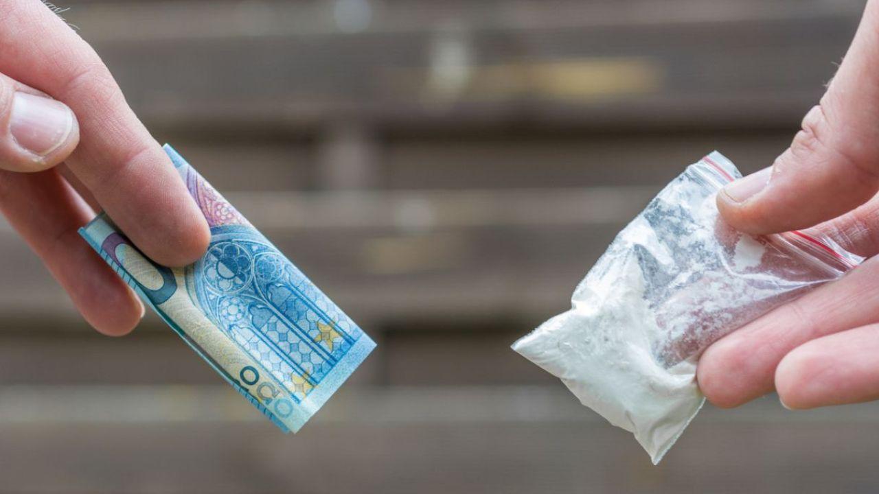 Follonica, l’allarme sulla droga: «La usano anche a 12 anni»