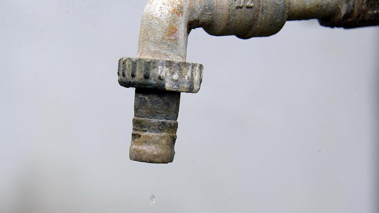 Parte di Arceto senz’acqua per una grossa perdita